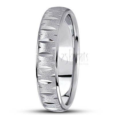 Attractive Fish-eye Cut Diamond Carved Wedding Ring  - view 2