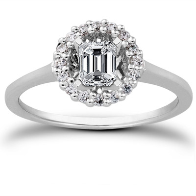 Round Brilliant Halo Engagement Ring (0.16 t.c.w.) - view 21