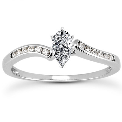 Elegant Diamond Engagement Ring (0.12 t.c.w.) - view 17