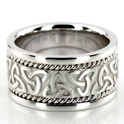 Bestseller Trinity Celtic Knot Ring  - view 5 of 6