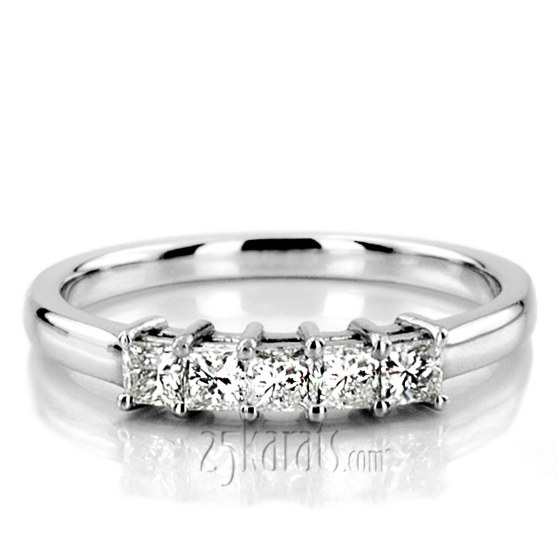 Traditional Basket Setting Princess Cut Woman Diamond Ring (3/4 ct. tw.) - view 7