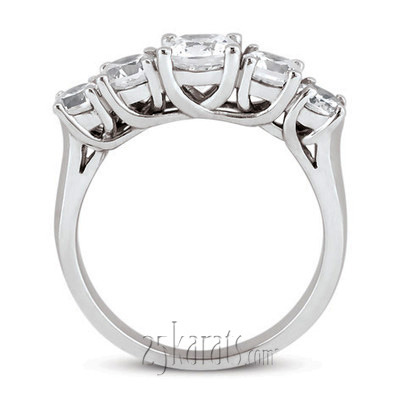 Five Stone Elegant Round Cut Prong Set Diamond Wedding Band (0.70 ct.tw) - view 3 of 5