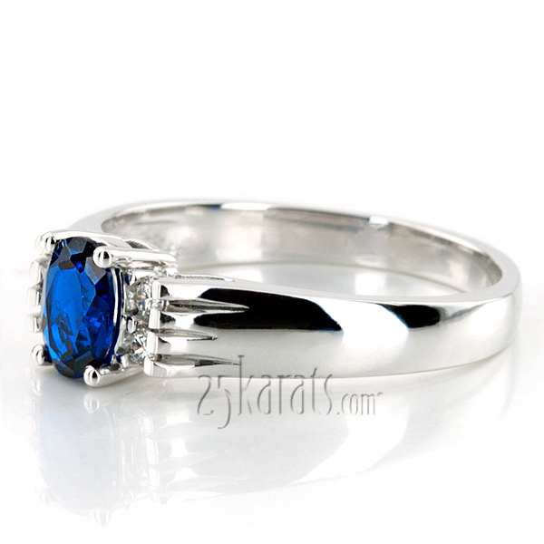 Diamond & Oval Sapphire Ring (0.12 ct.tw.) - view 2