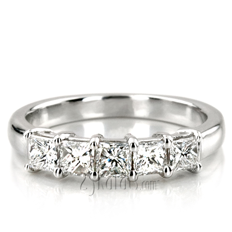 Traditional Basket Setting Princess Cut Woman Diamond Ring (1 ct. t.w.) - view 8