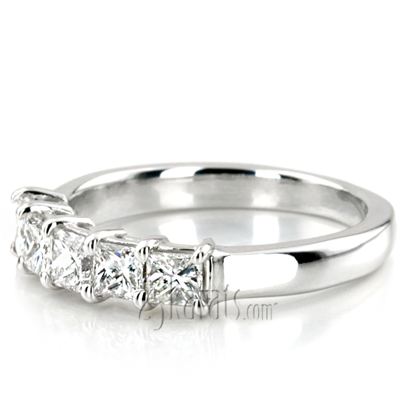 Traditional Basket Setting Princess Cut Woman Diamond Ring (1 ct. t.w.) - view 9