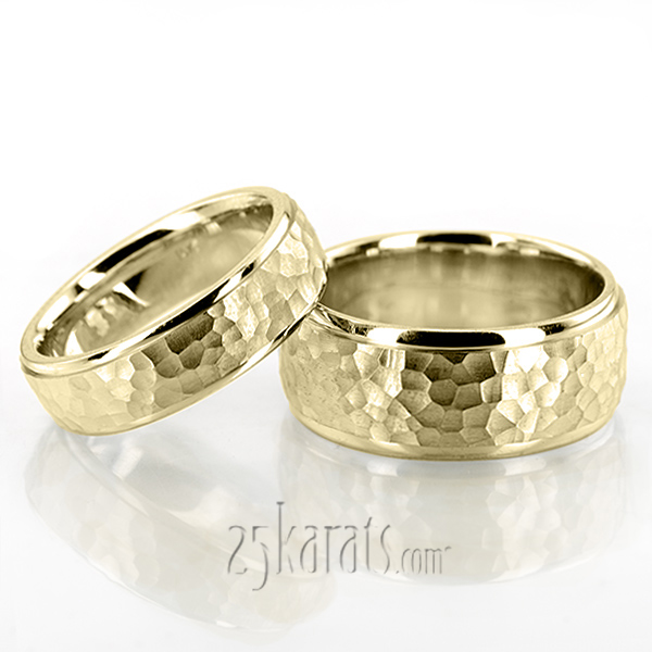 Hammered Basic Design Wedding Ring Set - view 2