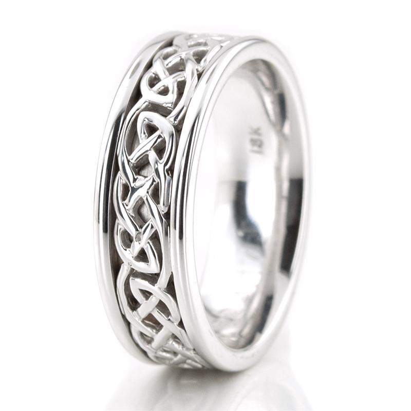 Knotwork Celtic Wedding Ring - view 2