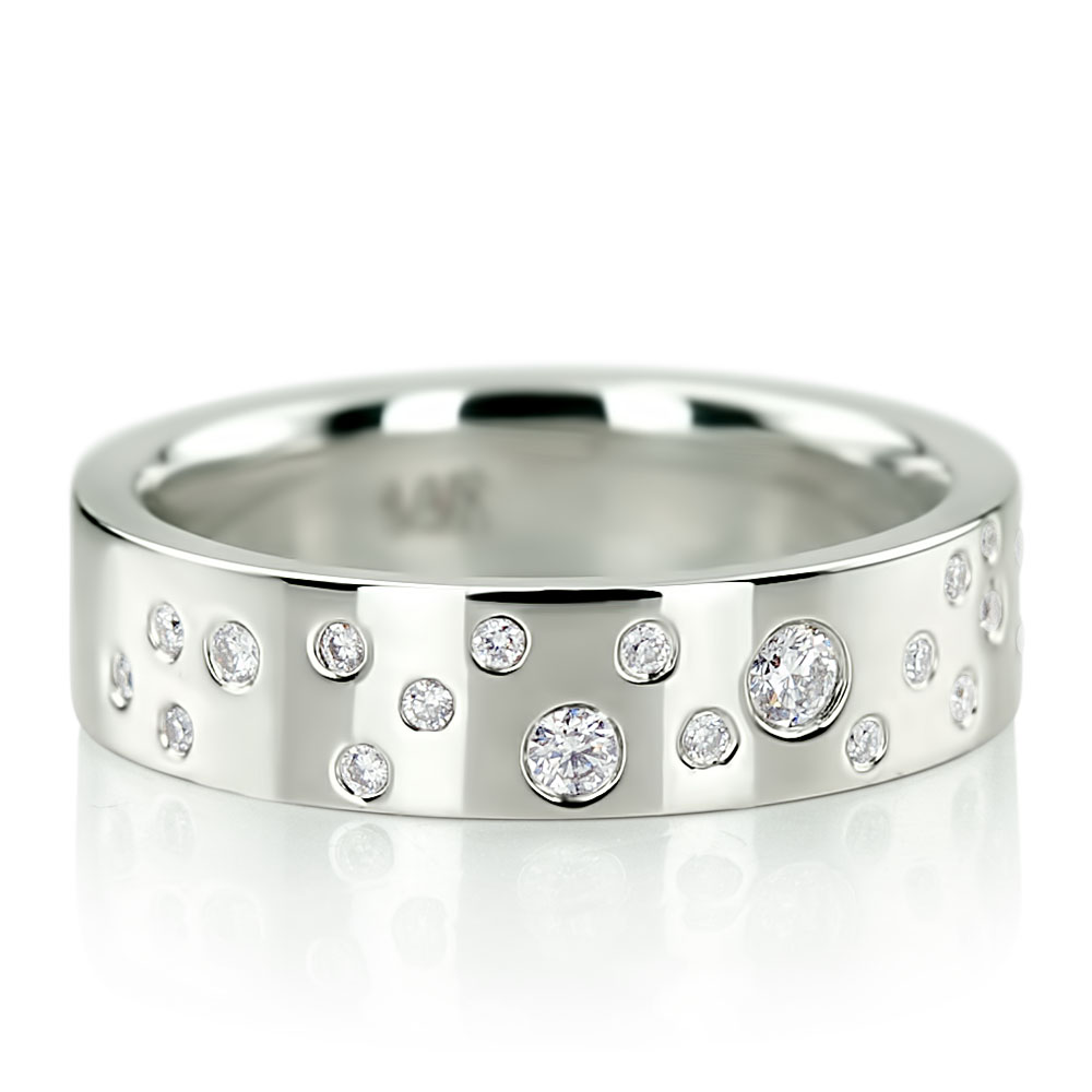 Bright Lights Woman Diamond Wedding Band - view 4