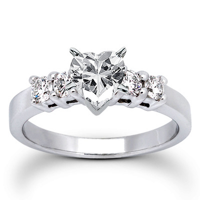 Round Cut Shared Prong Set Diamond Bridal Ring (0.40 ct.tw.) - view 10