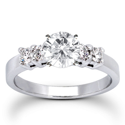 Round Cut Shared Prong Set Diamond Bridal Ring (0.40 ct.tw.) - view 4