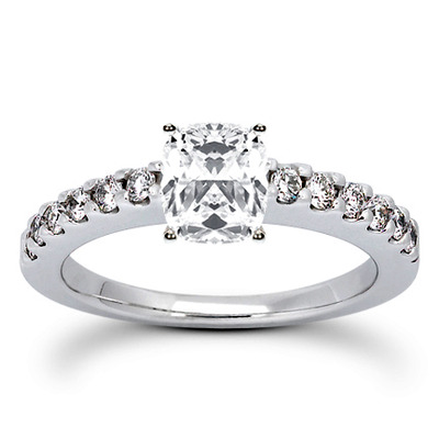 Round Cut Shared Prong Set Diamond Bridal Ring (0.36 ct.tw.) - view 9