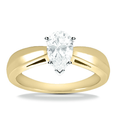 Trendy Diamond Engagement Ring - view 8