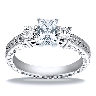 Round Cut Antique Diamond Engagement Ring (0.40 ct. tw.) - view 15