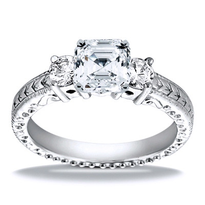 Round Cut Antique Diamond Engagement Ring (0.40 ct. tw.) - view 13